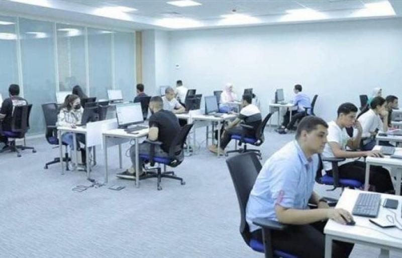 فتح باب القبول لطلاب الدبلومات الفنية بعدد من الكليات