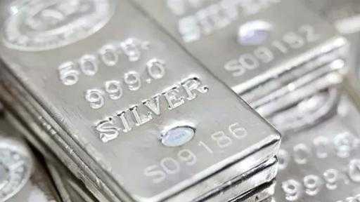 أسعار الفضة العالمية تكسر حاجز 65 دولاراً لأول مرة على الإطلاق
