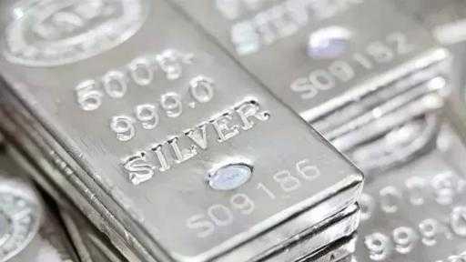 صندوق متداول للفضة يتجه لتسجيل أعمق انخفاض يومي منذ عام 2020
