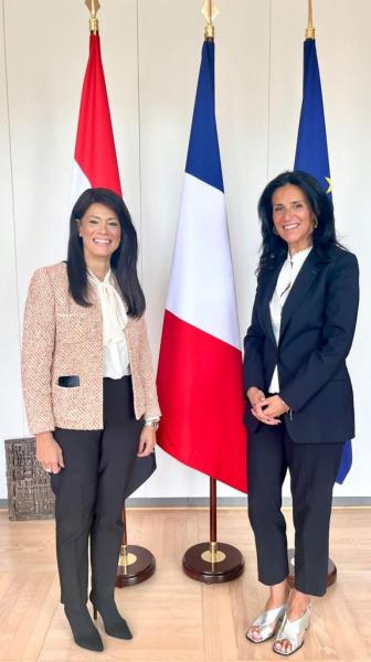 المشاط تلتقي نظيرتها الفرنسية لبحث تعزيز العلاقات الاقتصادية المشتركة