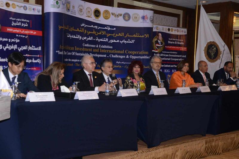 32 دولة تشارك في مؤتمر «المستثمرات العرب» بحضور ممثلي 4 قارات