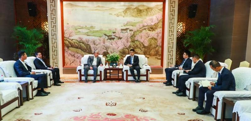 تفاصيل لقاء رئيس قناة السويس مع شركتين صينتين يعملان في إنتاج كابلات الفايبر والخدمات اللوجستية