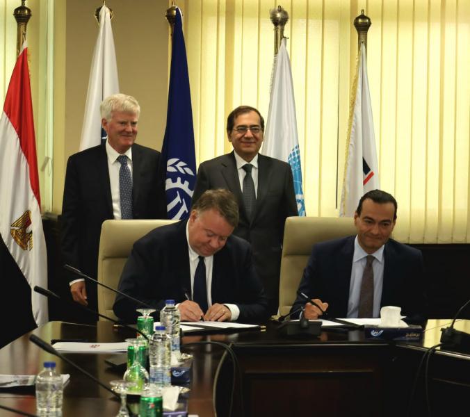 جانب من توقيع شراكة بين «ميثانكس مصر» و«العمل الدولية»