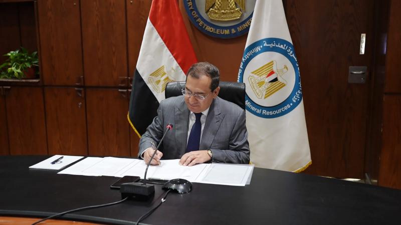 مصر والوكالة الدولية للطاقة توقعان برنامج عمل مشترك