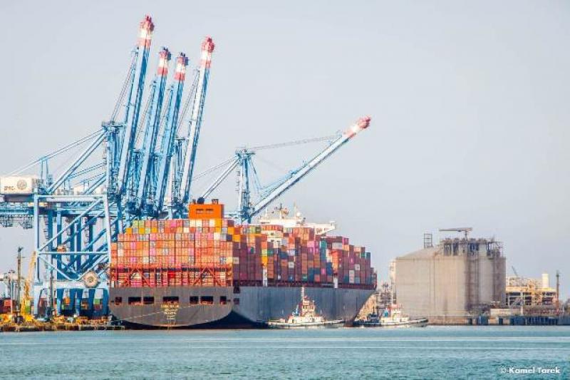 ميناء الإسكندرية: تداول 1484 حاوية و124 ألف طن بضائع خلال 24 ساعة