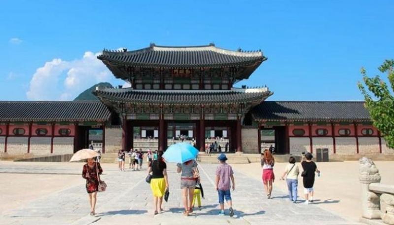 زيادة أعداد السياح خلال عام 2023 في كوريا الجنوبية بنسبة 245%