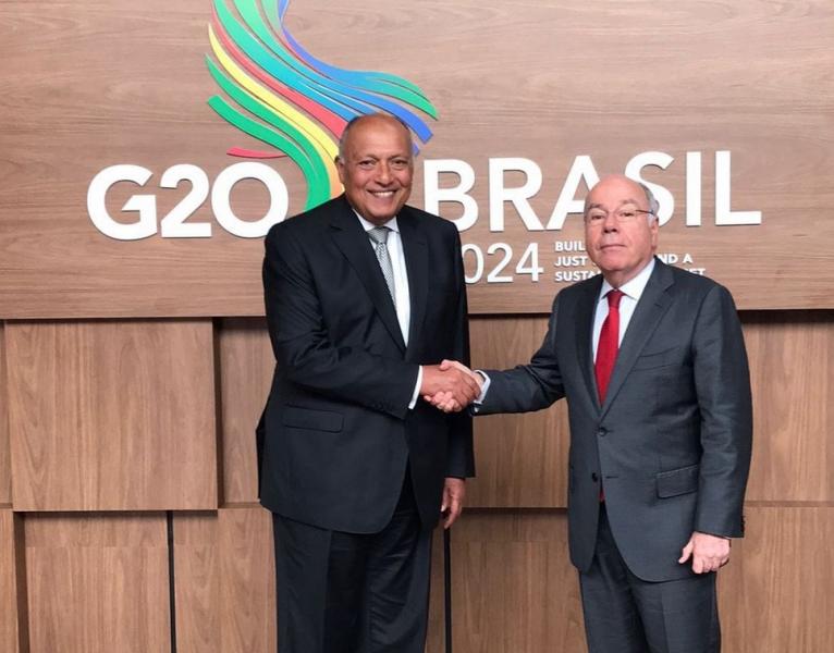 وزير الخارجية يؤكد ضرورة تعزيز العلاقات الاقتصادية والتجارية مع البرازيل