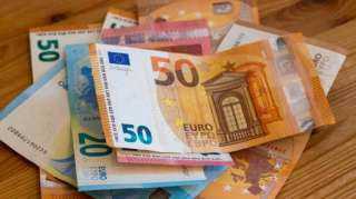 التباين يخيم على سعر اليورو اليوم الأحد مقابل الجنيه