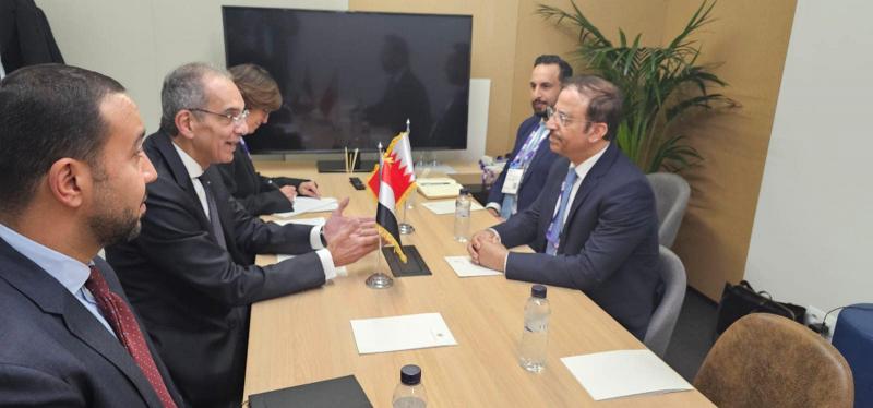 مصر والبحرين تبحثان التعاون بمجالات الاتصالات وتكنولوجيا المعلومات