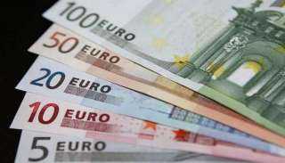 سعر اليورو اليوم يرتفع بشكل طفيف في التعاملات الصباحية اليوم الثلاثاء