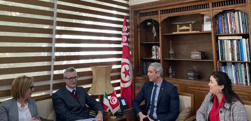 تونس وإيطاليا تبحثان تعزيز التعاون بمجال السياحة