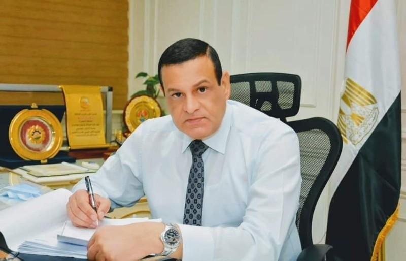 اللواء هشام آمنة وزير التنمية المحلية - أرشيفية