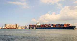 تضم قمح وذرة.. ميناء دمياط يستقبل 58202 طن من البضائع
