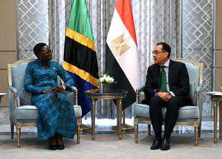 رئيس الوزراء يُشيد بحجم الاستثمارات المصرية في تنزانيا