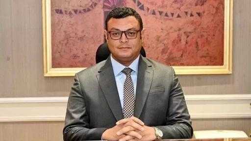 وزير الإسكان يعلن عن طرح فرص استثمارية بمدينتي العبور وأسيوط الجديدتين وزير الإسكان يعلن عن طرح فرص استثمارية بمدينتي العبور وأسيوط الجديدتين