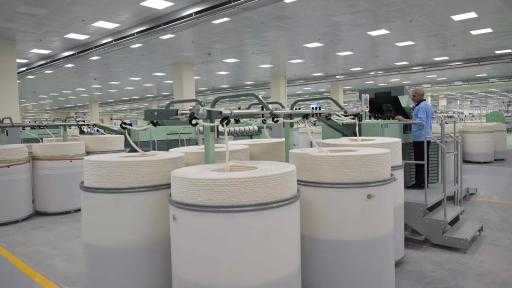 لأول مرة .. صادرات الغزل والمنسوجات المصرية تقارب 1.2 مليار دولار خلال... لأول مرة .. صادرات الغزل والمنسوجات المصرية تقارب 1.2 مليار دولار خلال 2025