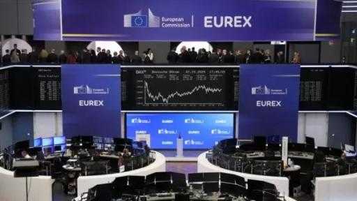 أسهم أوروبا تتراجع إلى أدنى مستوى في 4 أشهر