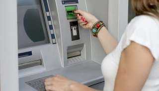 رسميًا بعد قرار البنك المركزي.. الحد الأقصى للسحب من ماكينات ATM وإنستاباي