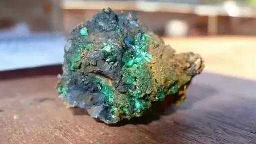 ألمانيا تطالب بتعاون دولي لتأمين المعادن النادرة وتقليص الاعتماد على الصين