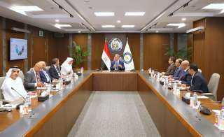 وزير البترول يناقش التعاون مع ”مواني أبو ظبي” بمجالات الطاقة والتعدين