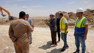وزير الكهرباء يتفقد مستجدات أعمال برجى عبور قناة السويس ومسار خط الربط المصري السعودي