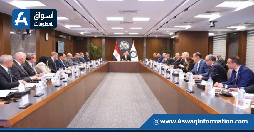وزير البترول يوجه بضرورة وضع خطط مستقبلية لمهمات الحفر لاستغلال الطاقات الإنتاجية