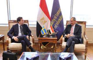 مصر والسويد تبحثان التعاون بمجالات الاتصالات والشركات الناشئة