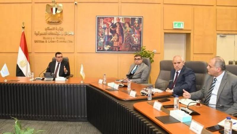 اجتماع ︎وزير الإسكان الدوري