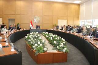 وزير الكهرباء يبحث مع وفدا بنك الاستثمار والاتحاد الأوروبيين سبل دعم الشراكة