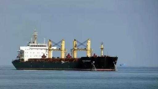 تداول 8 آلاف طن بضائع و560 شاحنة بمواني البحر الأحمر تداول 8 آلاف طن بضائع و560 شاحنة بمواني البحر الأحمر