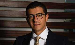 محمد أبو النجا يطالب البنوك في مصر بالتوقف التدريجي عن إصدار بطاقات الدفع البلاستيكية