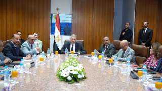 وزير البترول يتابع الجهود المبذولة في زيادة الإنتاج بخليح السويس