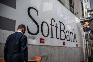 سهم سوفت بنك يتراجع 9% ويقود خسائر شركات التكنولوجيا الآسيوية
