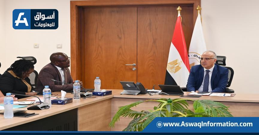 وزير الري يلتقى وفد لجنة الزراعة والبيئة بالبرلمان الناميبى