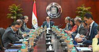 وزير الاستثمار يبحث مشروعات ”ببسيكو” وخططها المستقبلية بالسوق المصري