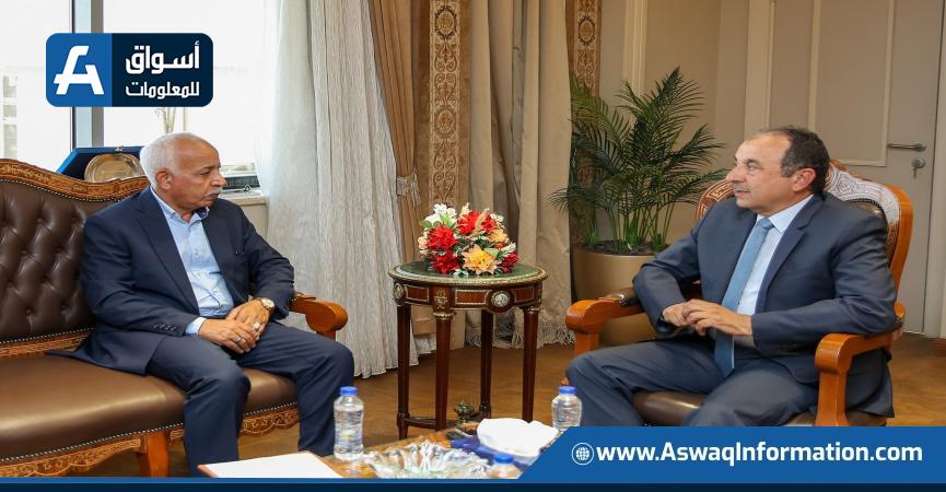 وزير قطاع الأعمال العام يلتقي رئيس اتحاد نقابات عمال مصر