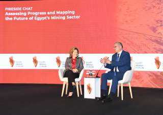 وزير البترول: الفترة المقبلة ستشهد إجراءات المسح الجوي للبحث عن المعادن لأول مرة منذ الثمانينات