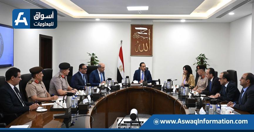 رئيس الوزراء يتابع الإجراءات التنفيذية لمشروع مبنى 4  بمطار القاهرة الدولي