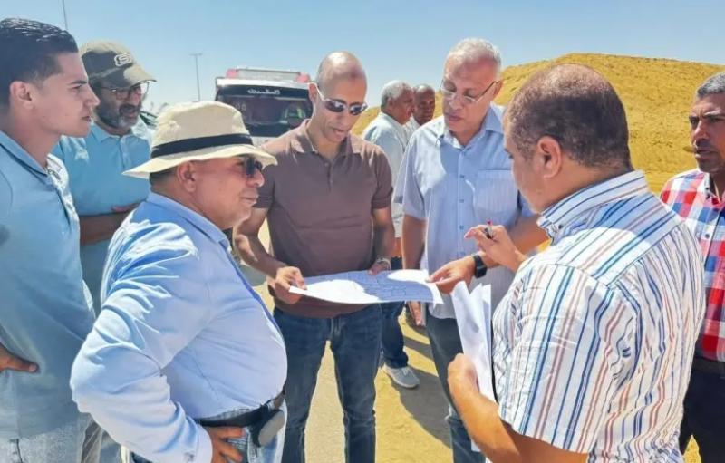 أعمال مشروع موزع الكهرباء