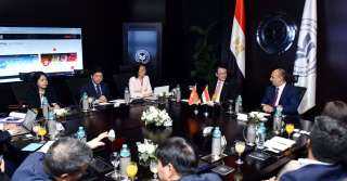 مصر وفيتنام تبحثان تعزيز التعاون الاستثماري والتجاري