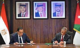 منها الاستثمار والسياحة.. مصر والأردن توقعان 10 وثائق لتعزيز التعاون