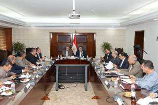 وزيرا الزراعة والشئون النيابية يعقدان أولى جلسات الحوار المجتمعي حول مشروع قانون التعاونيات الزراعية الجديد