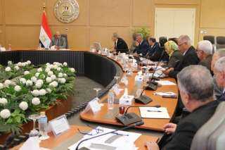 وزير الكهرباء يتابع مستجدات تنفيذ خطة الصيانة وكفاءة التشغيل ودعم وتطوير الشبكة الموحدة
