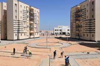 وزير الإسكان: جار تنفيذ ٦٩٩٤ وحدة سكنية بالعاشر من رمضان