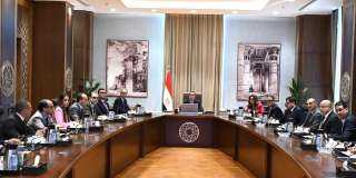 رئيس الوزراء يتابع خطوات تيسير إجراءات إصدار التراخيص للأنشطة المُختلفة