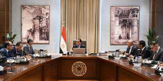 رئيس الوزراء يتابع تيسير خدمات التصديق على المحررات بمكاتب ”الخارجية” عبر مصر الرقمية والبريد