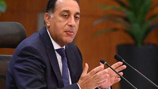 مدبولي: الرئيس السيسي وجه بضرورة إعطاء دفعة كبيرة للمشروعات التنموية بالسويس مدبولي: الرئيس السيسي وجه بضرورة إعطاء دفعة كبيرة للمشروعات التنموية بالسويس