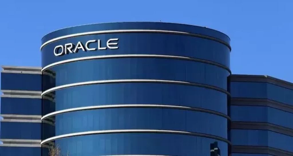 أوراكل 