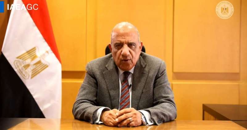 وزير الكهرباء