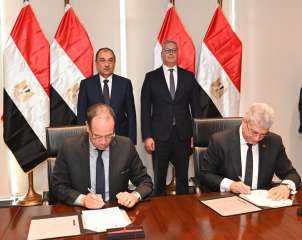باستثمارات 120 مليون جنيه.. ”إيجوث” توقع عقد حق انتفاع لتطوير وتشغيل فندق مملوك لـ”بتروجت” بالعين السخنة